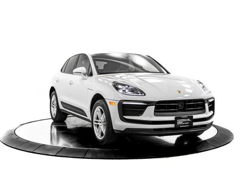 Certified 2024 Porsche Macan AWD/4WD image 9