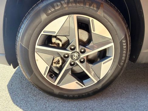 Used 2025 Hyundai Tucson SEL AWD/4WD image 28