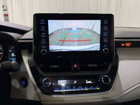 Certified 2020 Toyota Corolla SE w/ SE Premium Package FWD image 17
