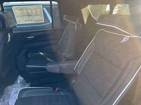 New 2026 GMC Yukon XL AT4 Ultimate w/ LPO, Floor Liner Package image 17