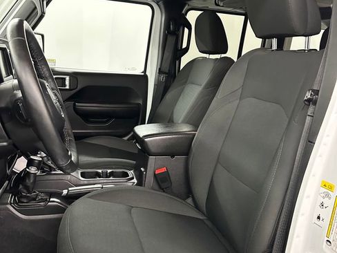 Used 2018 Jeep Wrangler Unlimited Sport S image 10
