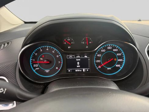Used 2017 Chevrolet Cruze LT w/ Convenience Package FWD image 16