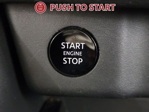 Used 2024 Nissan Rogue SV image 20