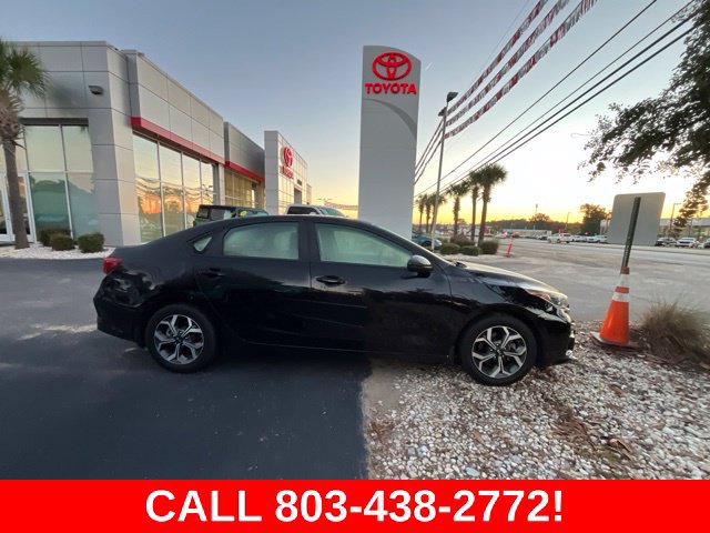 Used 2019 Kia Forte LXS FWD image 2