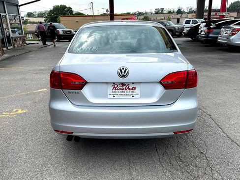 Used 2013 Volkswagen Jetta S FWD image 5