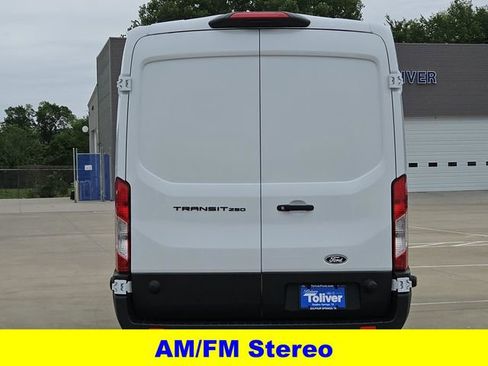 New 2026 Ford Transit 250 148 Medium Roof w/ Load Area Protection Package RWD image 8