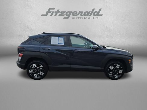 Used 2025 Hyundai Kona SEL AWD/4WD image 9