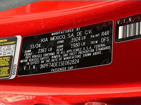 Used 2025 Kia K4 LXS image 12