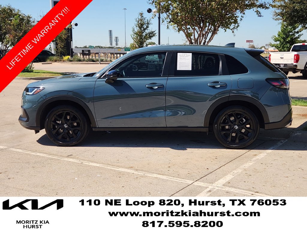 Used 2025 Honda HR-V Sport image 11