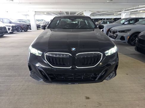 New 2027 BMW 530i w/ M Sport Package RWD image 2