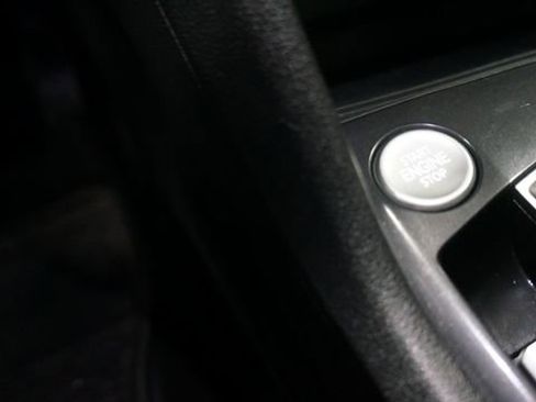 Certified 2023 Volkswagen Tiguan SE image 26