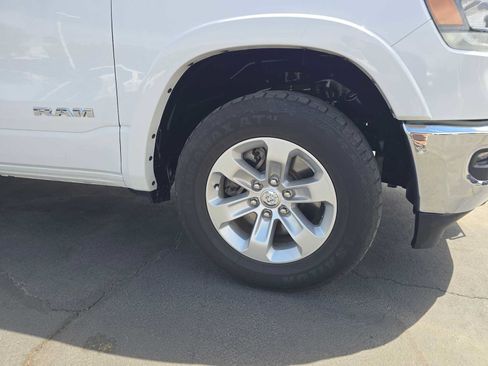 Used 2022 RAM 1500 Laramie AWD/4WD image 9
