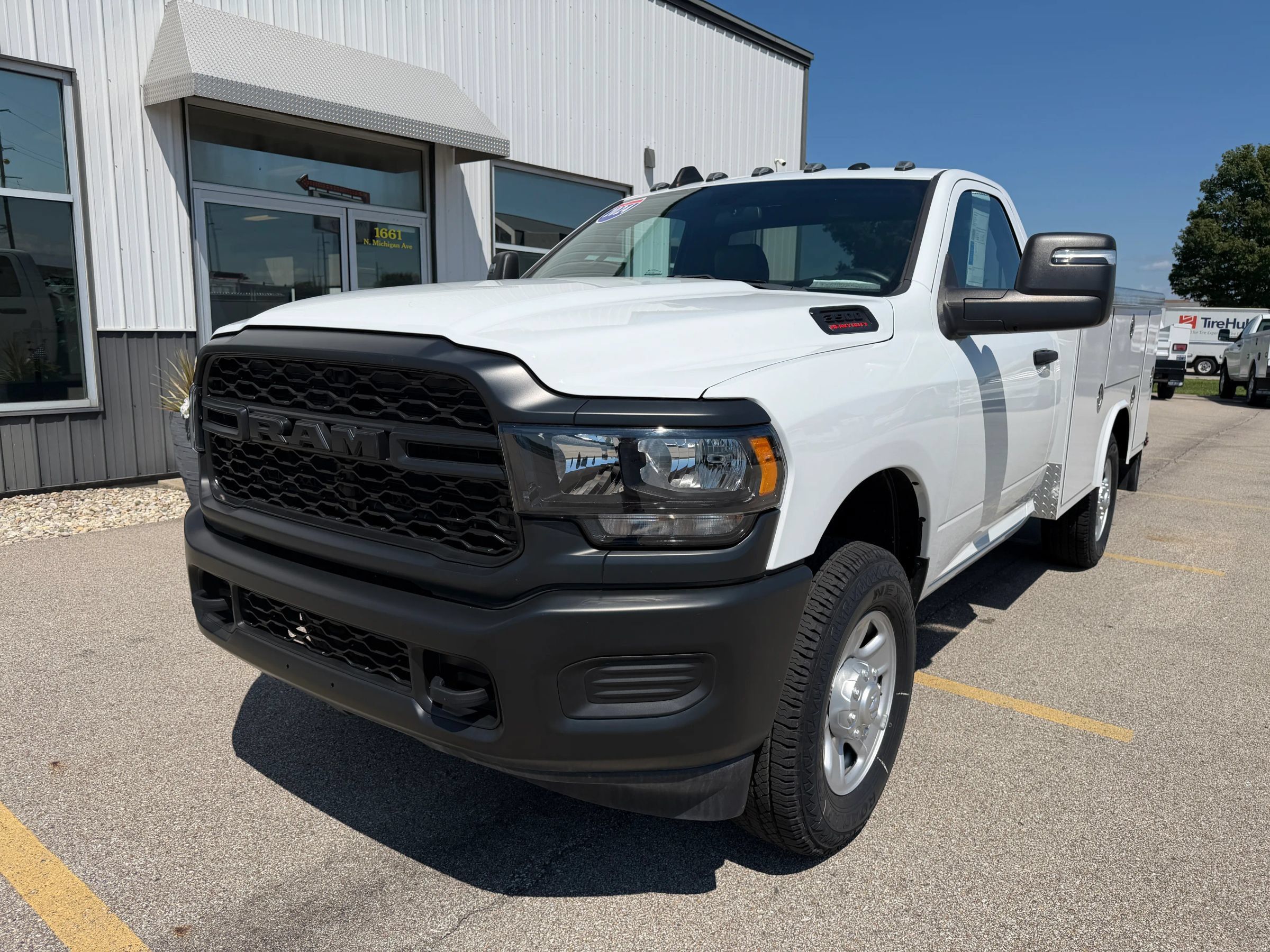 Used 2024 RAM 3500 Tradesman AWD/4WD image 12