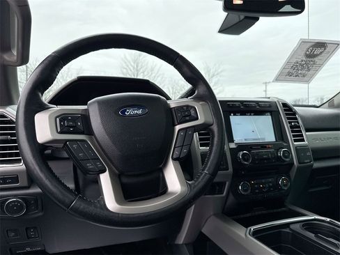 Used 2017 Ford F350 Lariat w/ Lariat Ultimate Package image 21