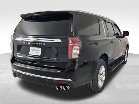 Used 2022 Chevrolet Suburban Premier RWD image 7