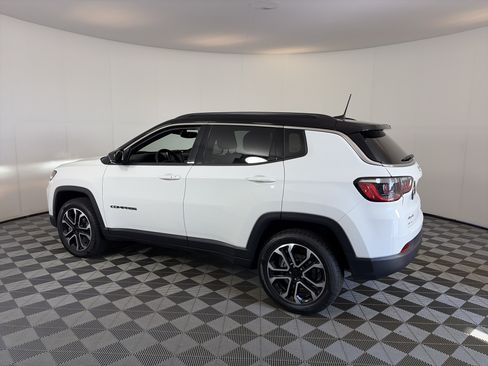 Used 2023 Jeep Compass Limited AWD/4WD image 8