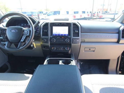 Used 2022 Ford F250 XLT w/ XLT Premium Package AWD/4WD image 45