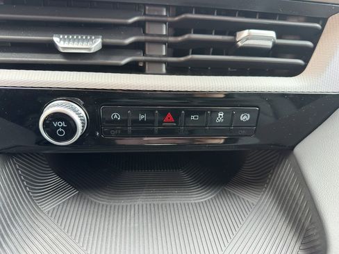 New 2026 Ford Explorer Active w/ Active Comfort Package image 21