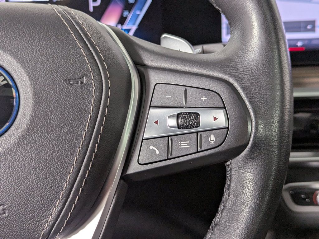 Used 2025 BMW X5 xDrive50e w/ Premium Package AWD/4WD image 40