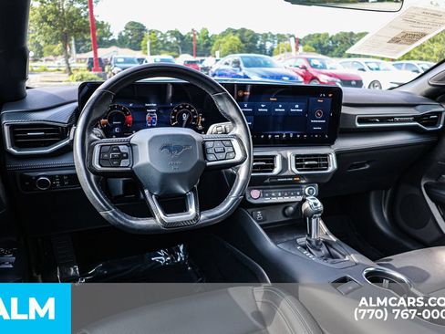 Used 2025 Ford Mustang Premium RWD image 19