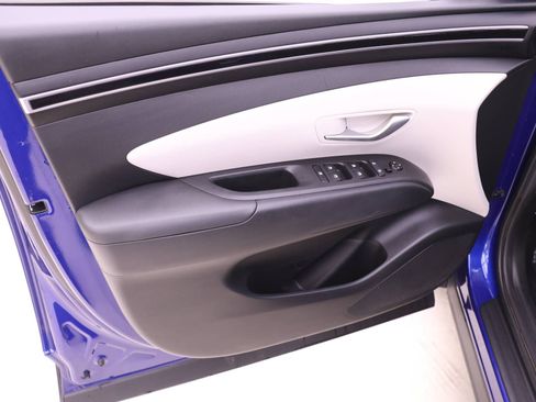 Used 2022 Hyundai Tucson SE w/ Cargo Package image 9