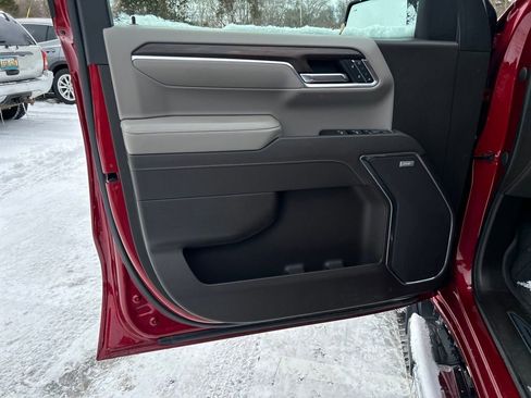 Used 2022 GMC Sierra 1500 SLT w/ SLT Convenience Package image 18