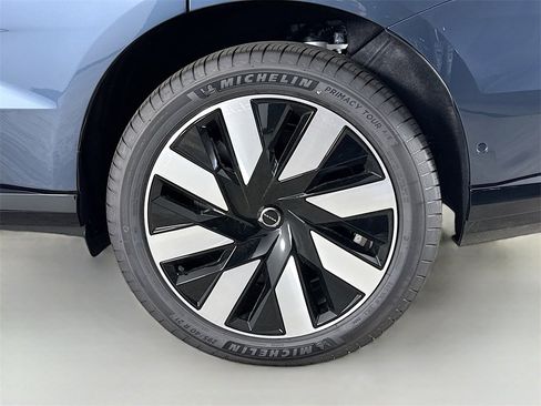 New 2025 Volvo EX90 Ultra image 33