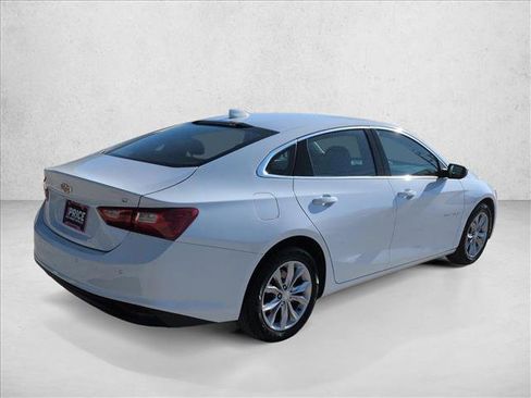 Used 2025 Chevrolet Malibu LT image 5
