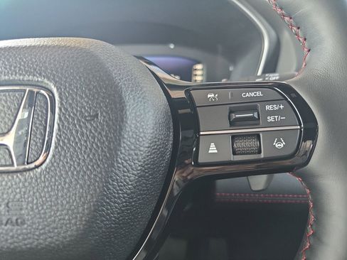 New 2025 Honda Pilot Black Edition image 19