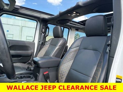 Used 2021 Jeep Wrangler Unlimited Sahara AWD/4WD image 9