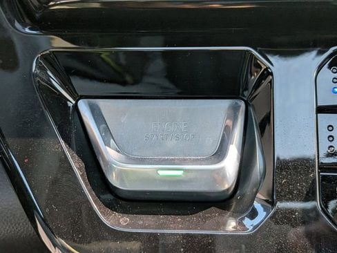 New 2026 GMC Sierra 1500 AT4 w/ AT4 Premium Package AWD/4WD image 31