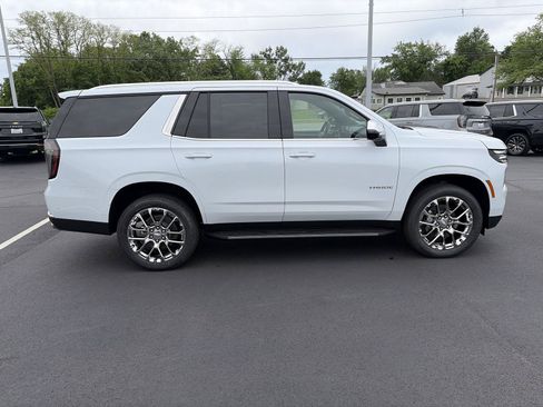 New 2026 Chevrolet Tahoe Premier AWD/4WD image 2