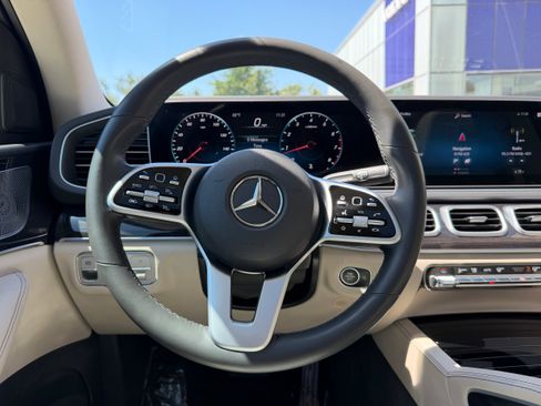 Used 2020 Mercedes-Benz GLE 350 4MATIC image 16