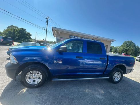 Used 2018 RAM 1500 Tradesman w/ Popular Equipment Group AWD/4WD image 3