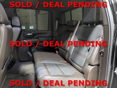 Used 2020 GMC Sierra 2500 Denali w/ Denali Ultimate Package AWD/4WD image 18