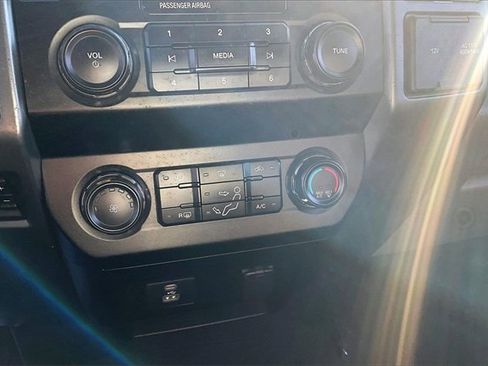 Certified 2021 Ford F250 XLT image 31