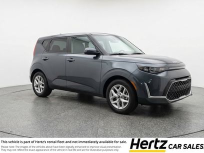 Used 2025 Kia Soul LX w/ LX Technology Package