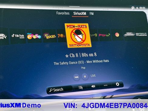 Certified 2023 Mercedes-Benz EQS 580 4MATIC SUV image 37