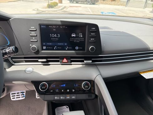 New 2026 Hyundai Elantra Sport FWD image 22