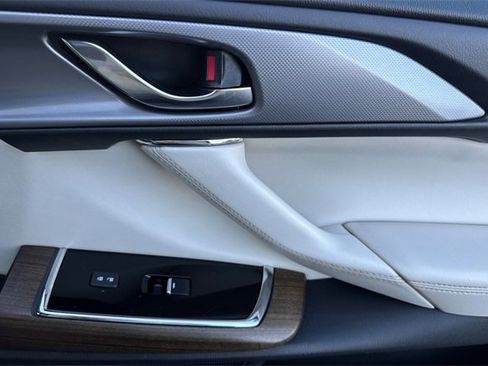 Used 2022 MAZDA CX-9 Signature image 22