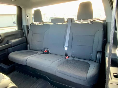 Used 2020 Chevrolet Silverado 2500 Custom w/ Custom Value Package image 26