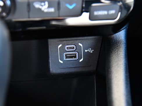 Used 2025 Jeep Compass Limited AWD/4WD image 30