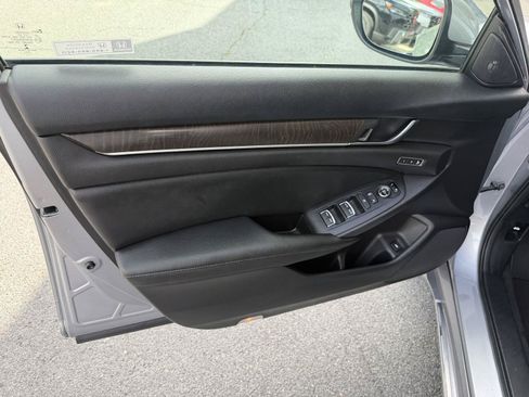 Used 2021 Honda Accord EX-L image 14
