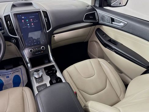 Used 2022 Ford Edge Titanium AWD/4WD image 28