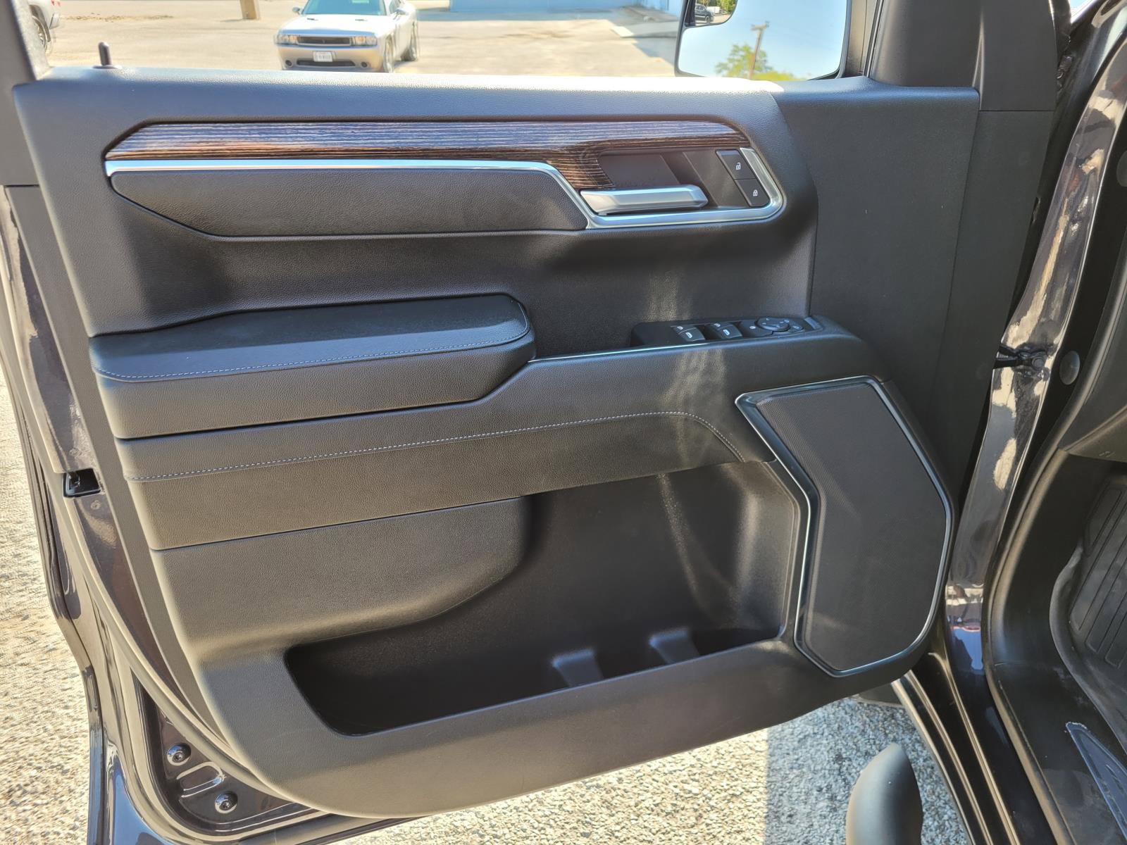 Used 2023 GMC Sierra 1500 Elevation AWD/4WD image 19
