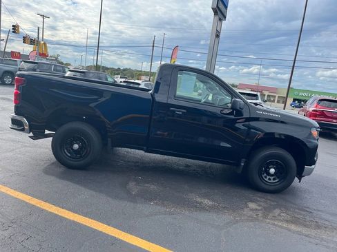 Used 2025 Chevrolet Silverado 1500 W/T w/ WT Convenience Package image 6