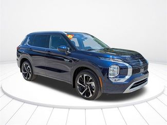 New 2025 Mitsubishi Outlander SEL video 2