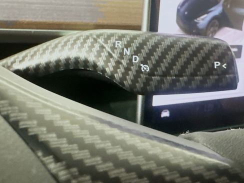 Used 2024 Tesla Model Y Long Range image 23