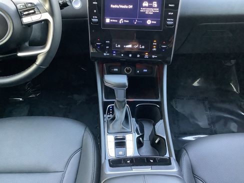 Used 2023 Hyundai Tucson SEL w/ Convenience Package image 16