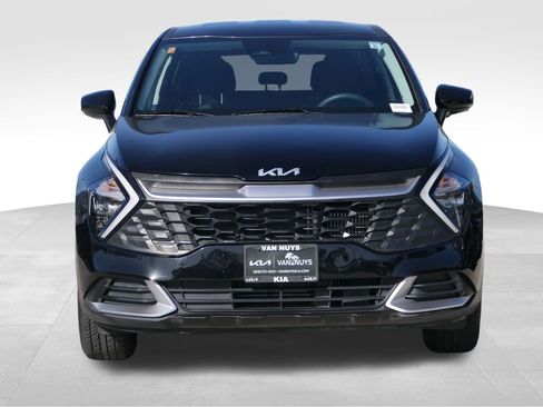 Used 2023 Kia Sportage LX image 8